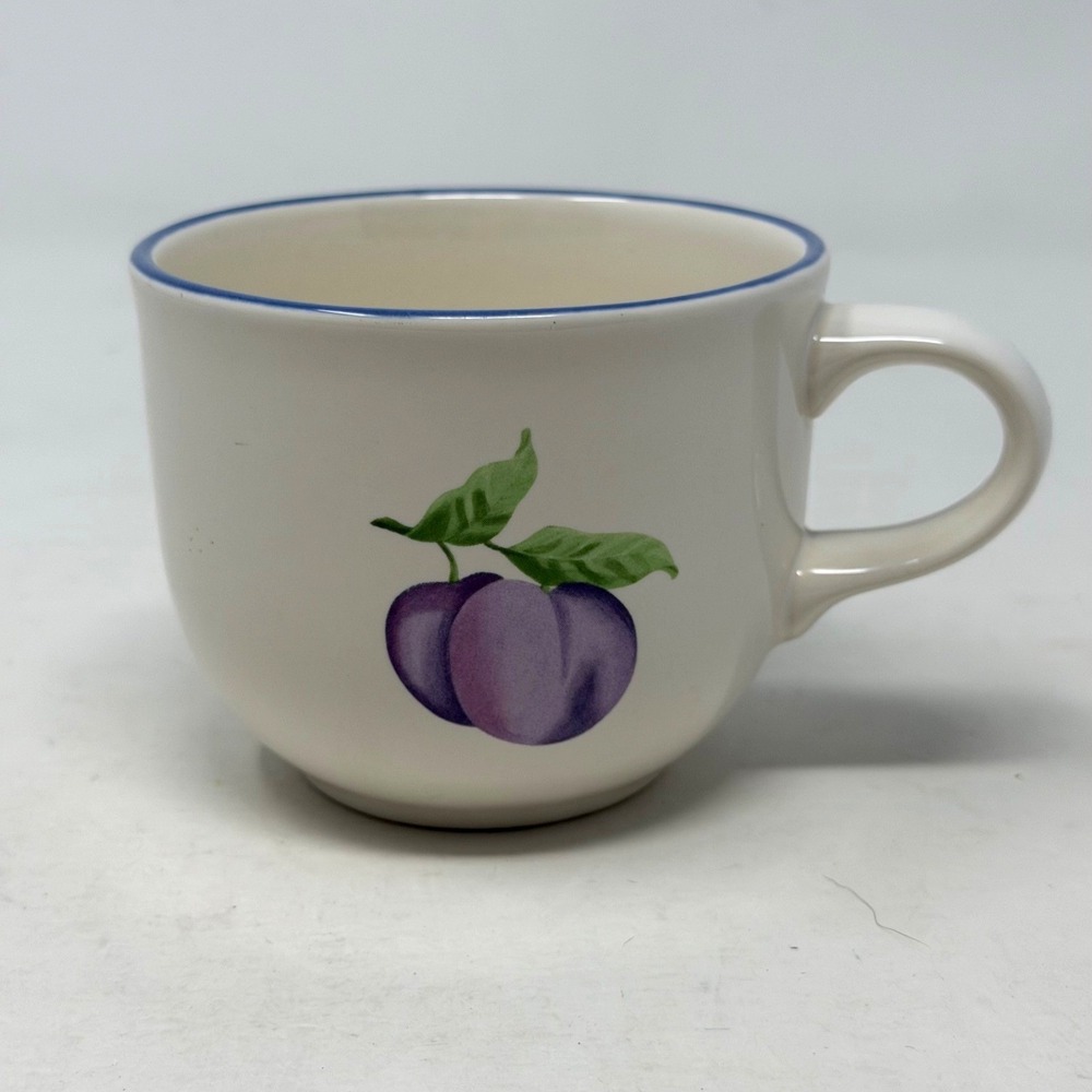 Vtg Pfaltzgraff Hopscotch 2 Coffee Mugs Cherry Plum Stoneware Retro USA Cottage - Picture 4 of 14